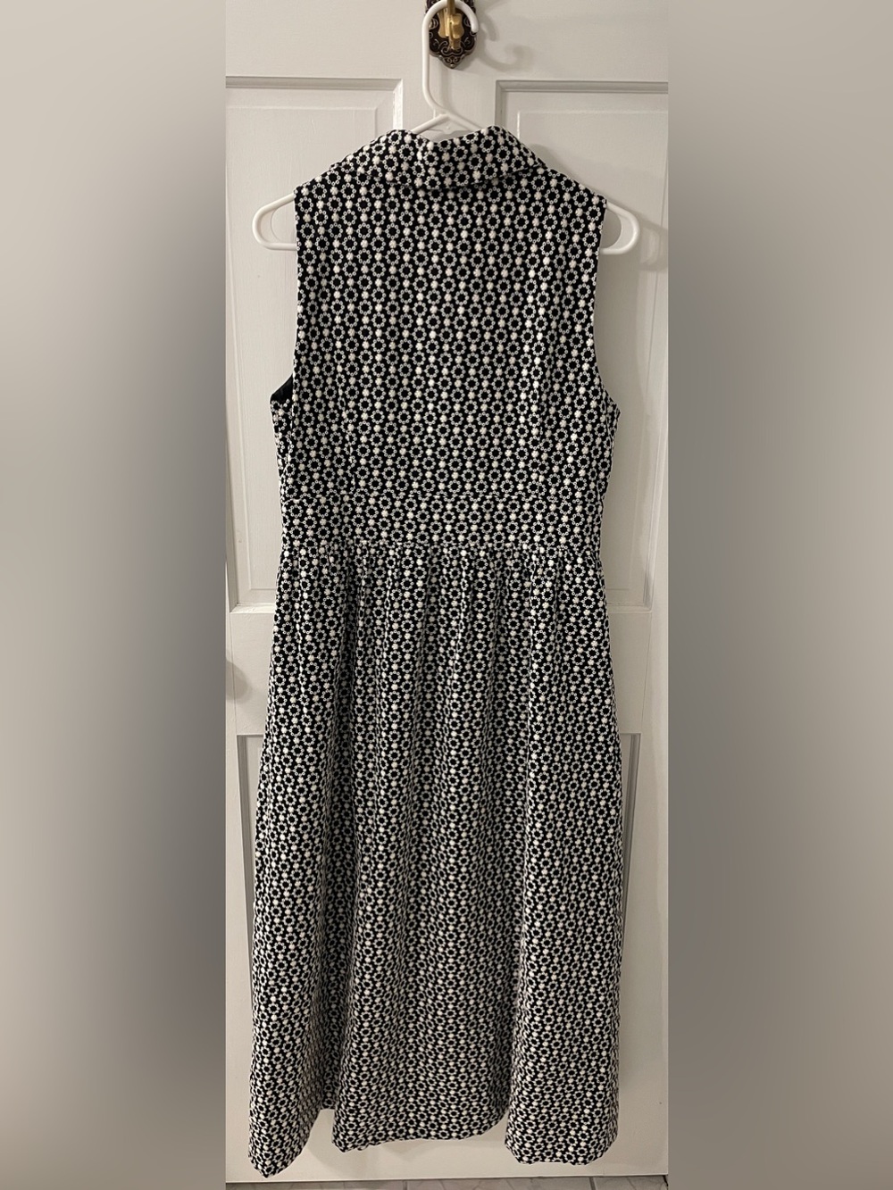 NWT Tuckernuck Noelle Eyelet Maxi Dress - Picture 6 of 10